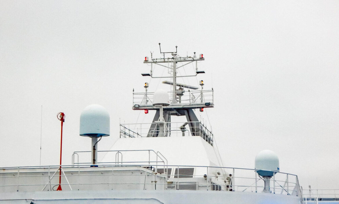 Manufacturer-Approved Type-Specific ECDIS Training